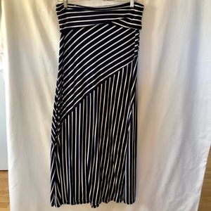 Stretchy maxi striped skirt - fits M or L